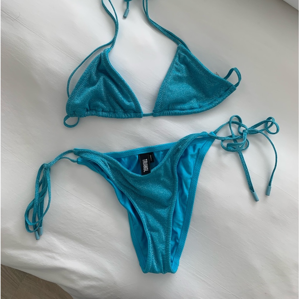 Triangl - Vinca - blue sparkle